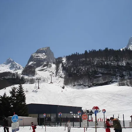 Au Centre De Gourette, Acces Direct Aux Pistes - Fr-1-400-101
